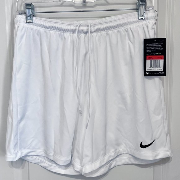 Nike, women's shorts - Picture 3 of 4